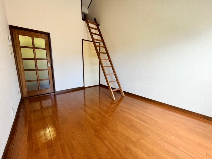 物件内観写真7　(居室)