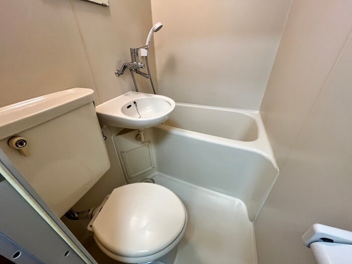 物件内観写真12　(バス／シャワールーム等)