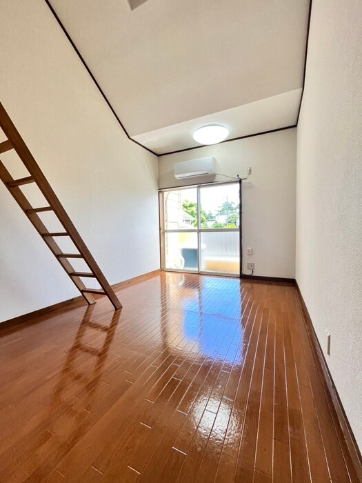 物件内観写真17　(居室)