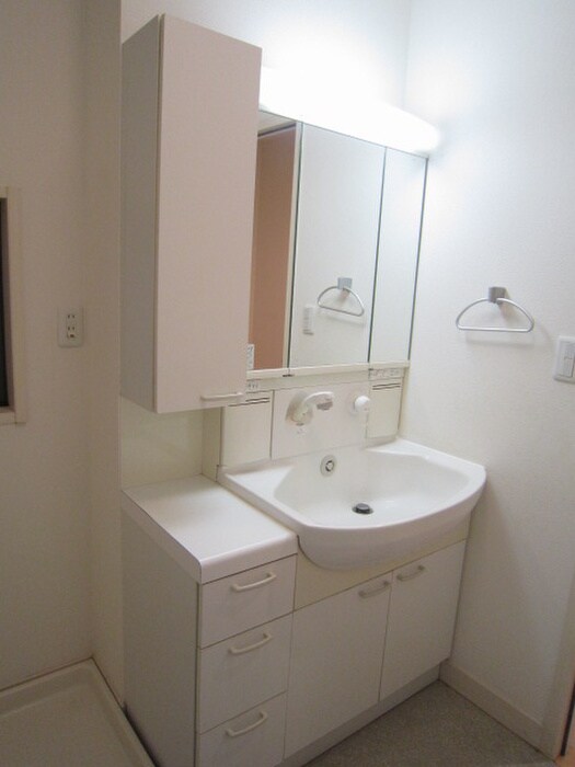 物件内観写真11　(洗面)