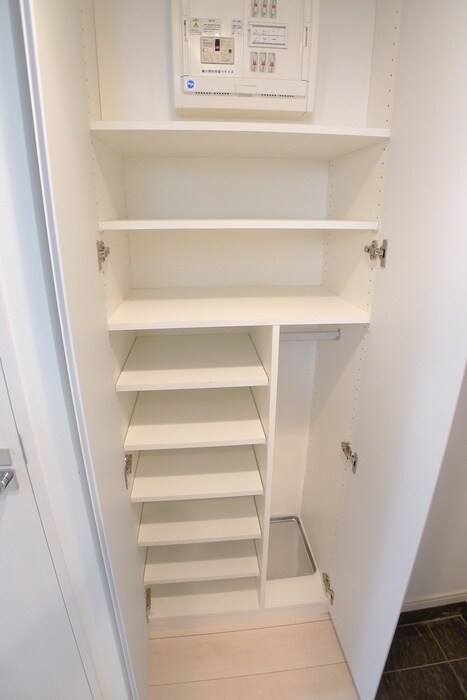 物件内観写真14　(靴箱)