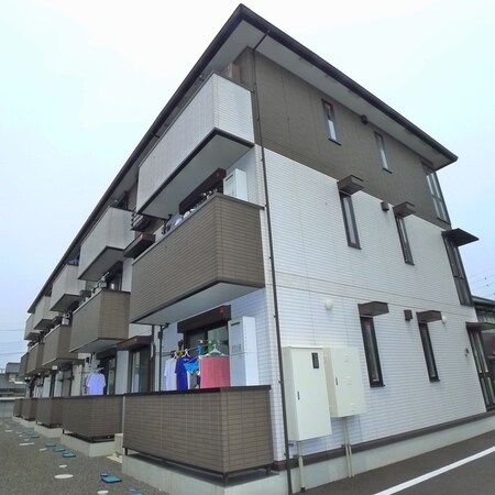セードル本町外観写真