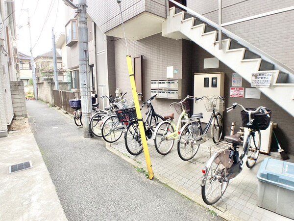 駐輪場