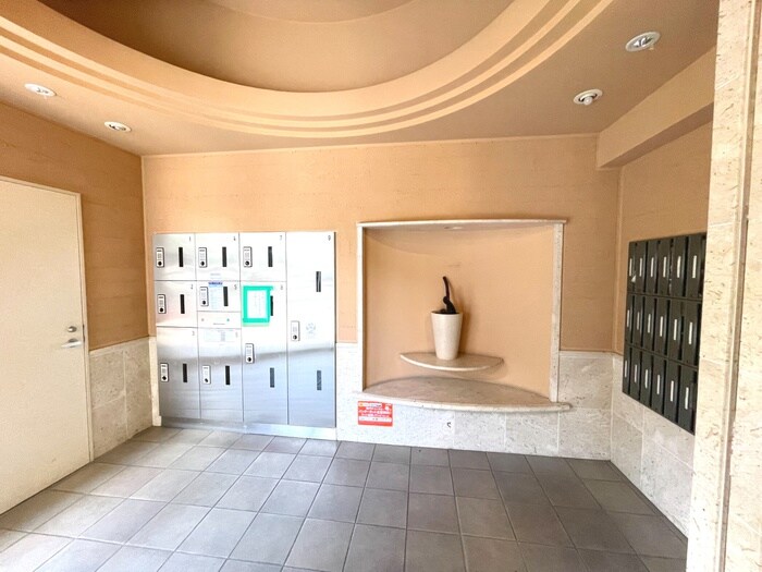 物件外観写真6　(建物設備)