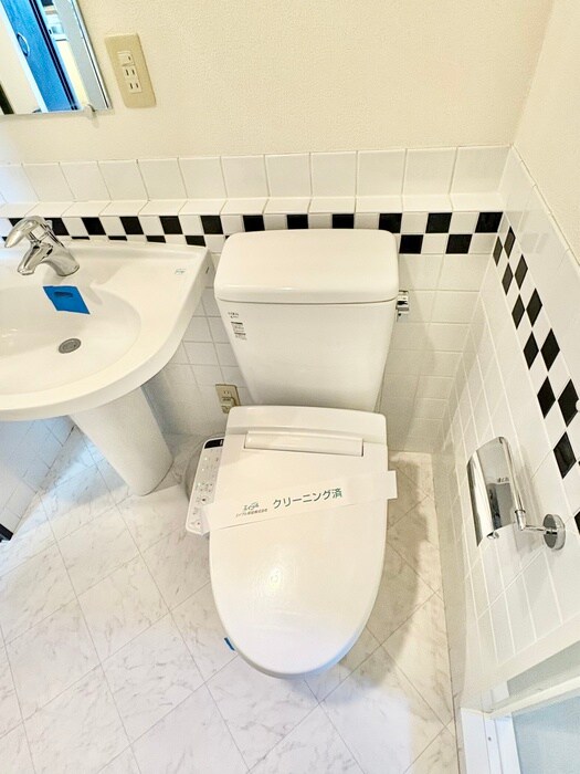 物件内観写真15　(トイレ)