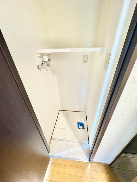 物件内観写真20　(洗濯機置場)
