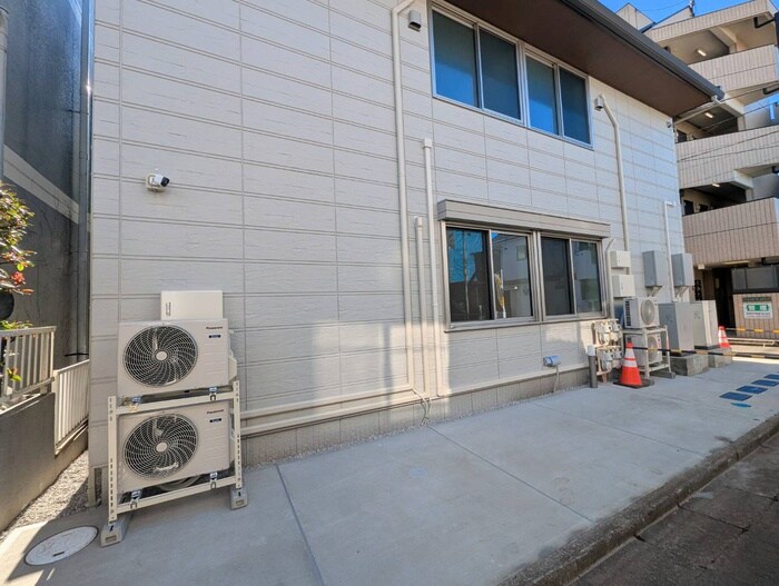 物件外観写真5　(駐輪場)