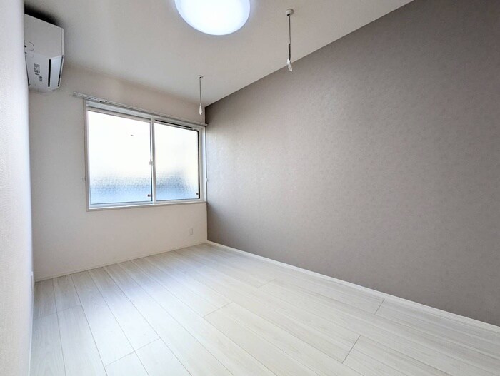 物件内観写真10　(居室)