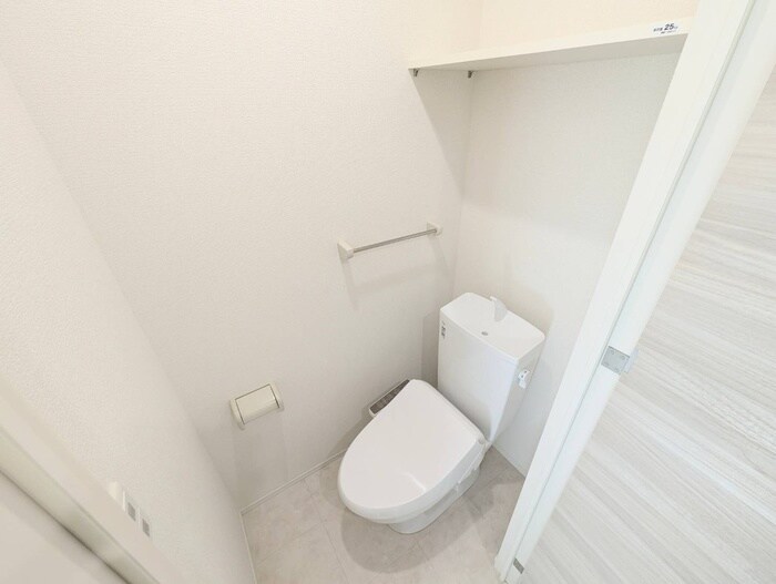 物件内観写真14　(トイレ)