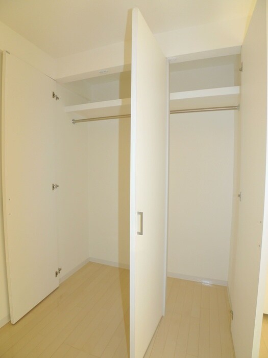 物件内観写真11　(収納)