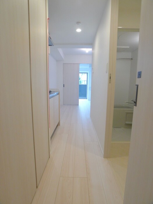 物件内観写真15　(廊下)