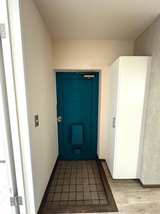 物件内観写真16　(玄関)