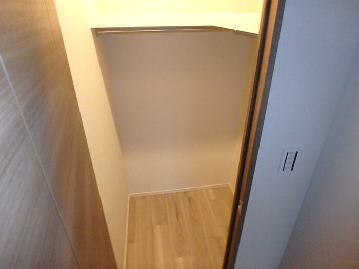 物件内観写真15　(収納)