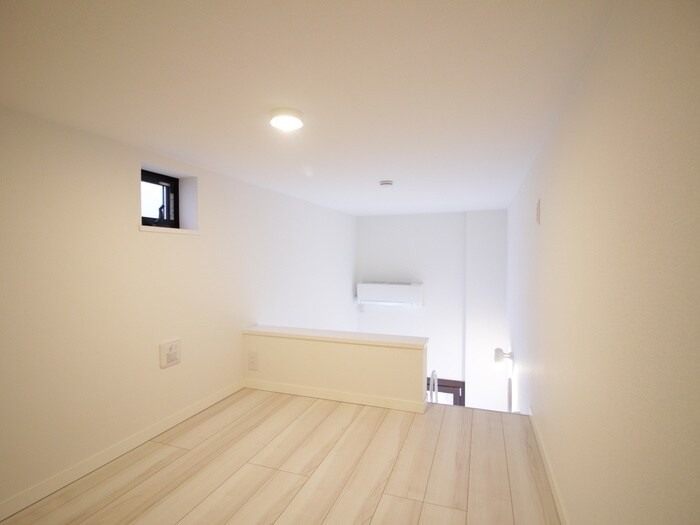 物件内観写真12　(ロフト)