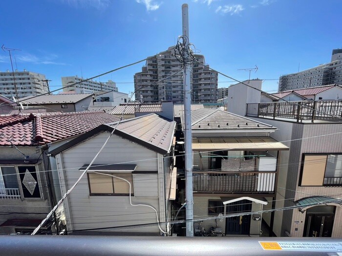 物件内観写真17　(室内からの展望)