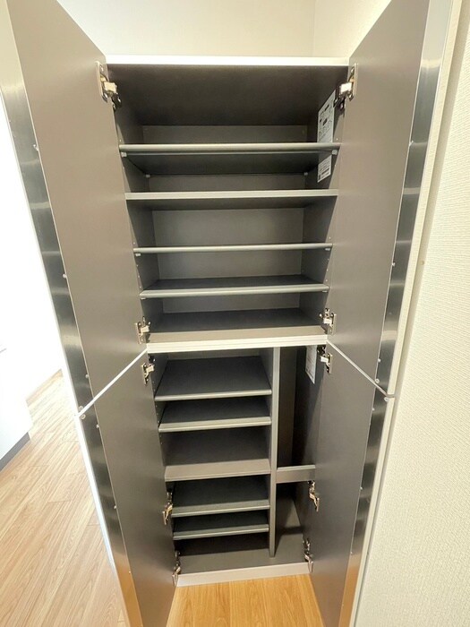 物件内観写真19　(靴箱)