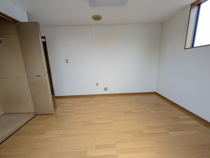 物件内観写真16　(内観写真)