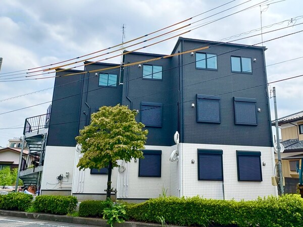 建築中