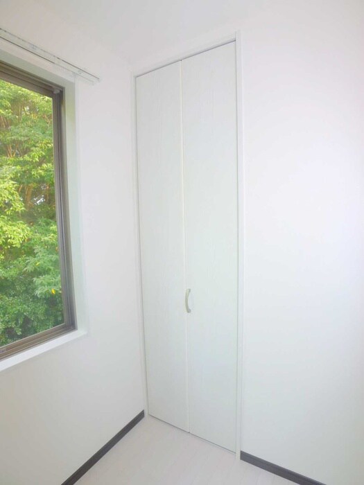 物件内観写真22　(収納)