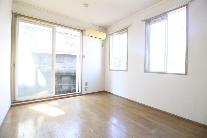 物件内観写真7　(居室)