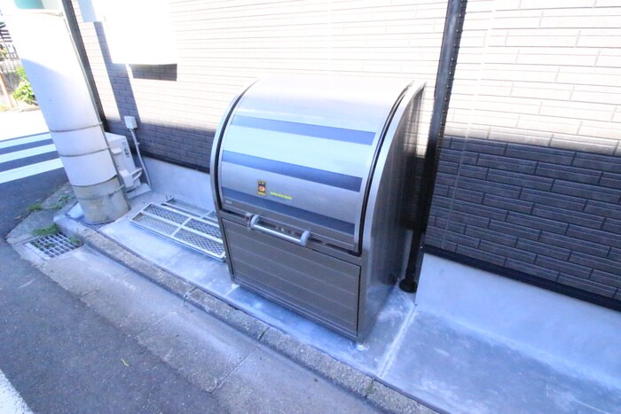 物件外観写真6　(建物設備)