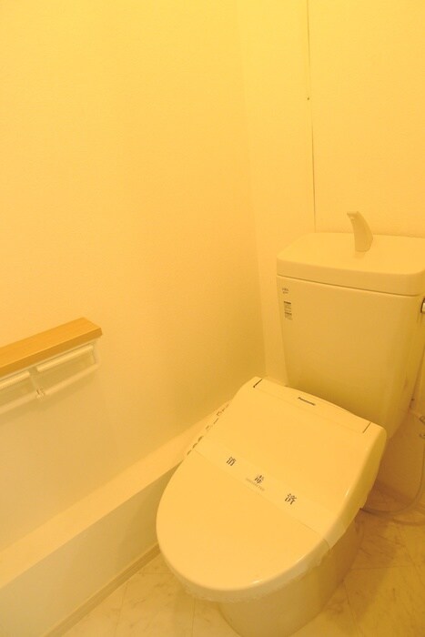 物件内観写真15　(トイレ)