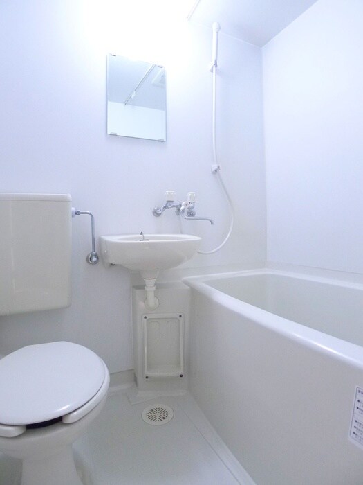 物件内観写真12　(バス／シャワールーム等)