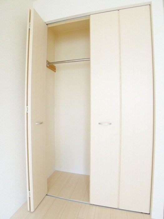 物件内観写真16　(収納)