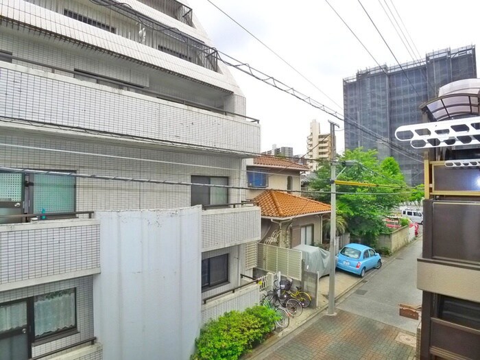 物件内観写真17　(室内からの展望)