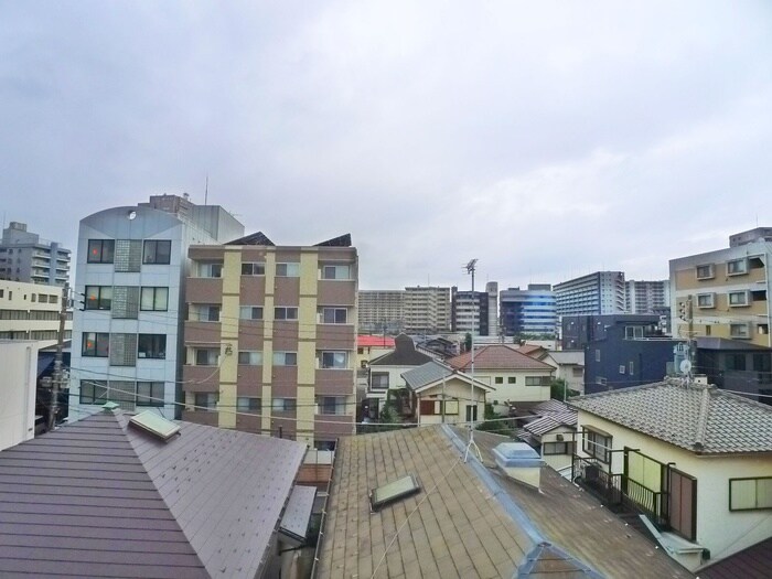 物件内観写真22　(室内からの展望)