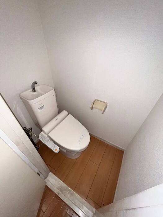 物件内観写真12　(トイレ)