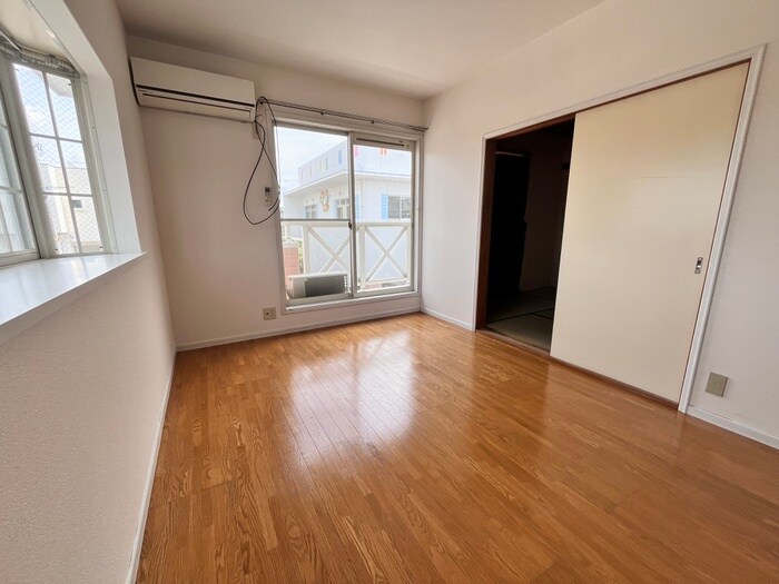 物件内観写真14　(居室)