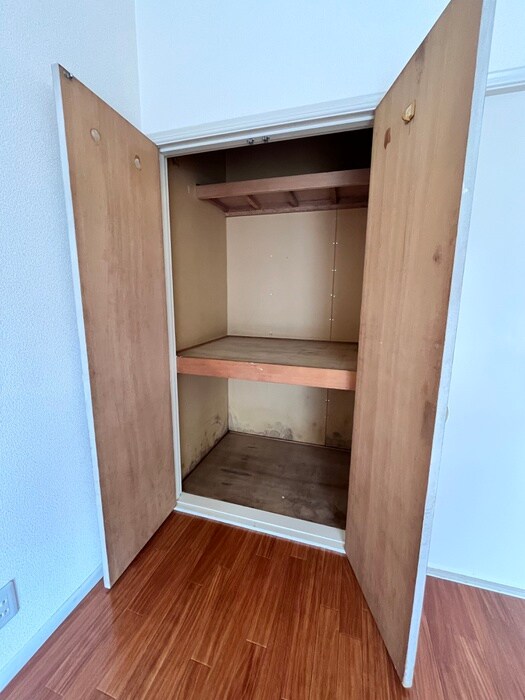 物件内観写真18　(収納)