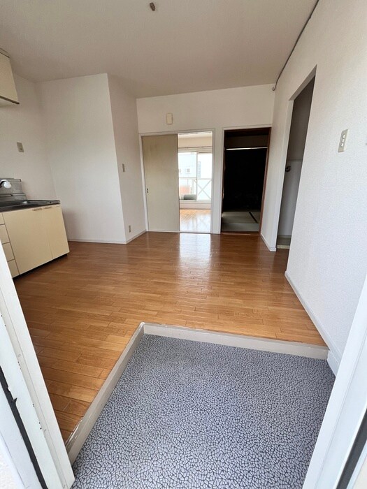 物件内観写真21　(玄関)