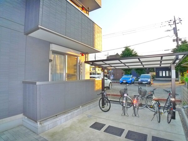 駐輪場