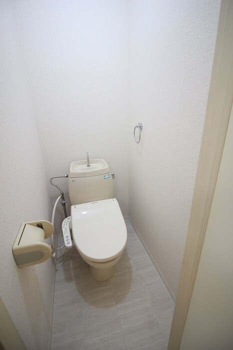 物件内観写真14　(トイレ)