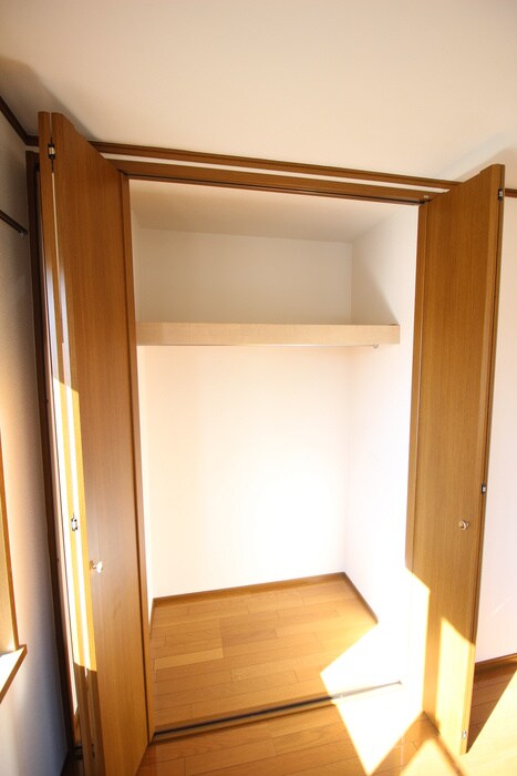 物件内観写真11　(収納)