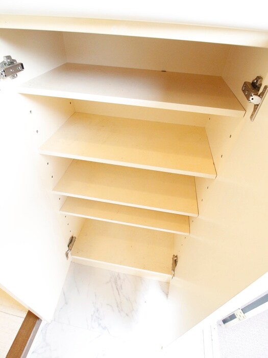 物件内観写真17　(靴箱)