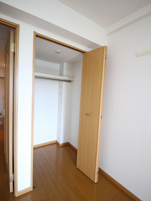 物件内観写真10　(収納)