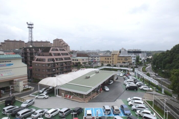 物件内観写真16　(室内からの展望)