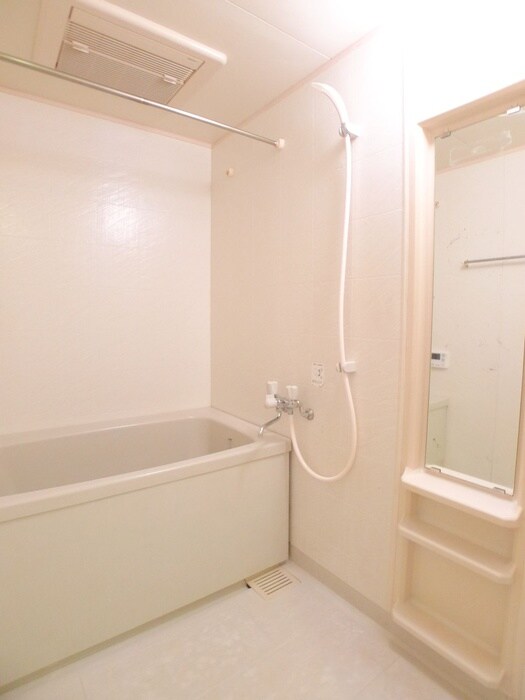 物件内観写真12　(バス／シャワールーム等)