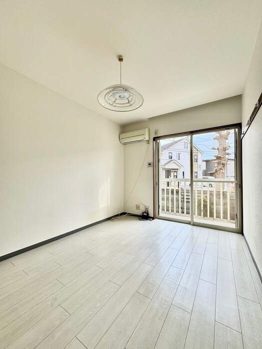 物件内観写真17　(居室)