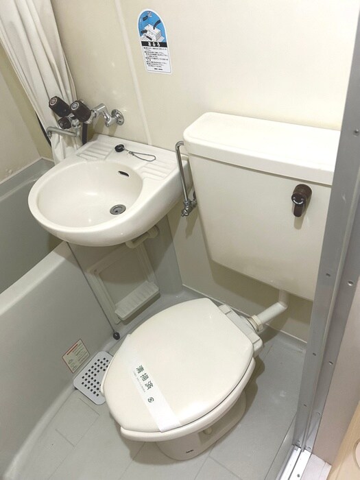 物件内観写真14　(トイレ)