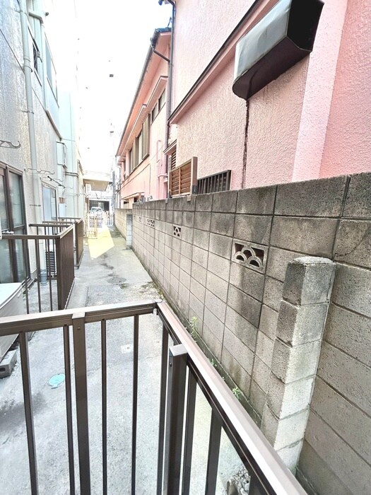 物件内観写真18　(室内からの展望)