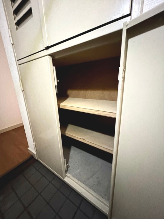 物件内観写真21　(靴箱)