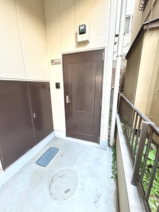 物件内観写真22　(玄関)