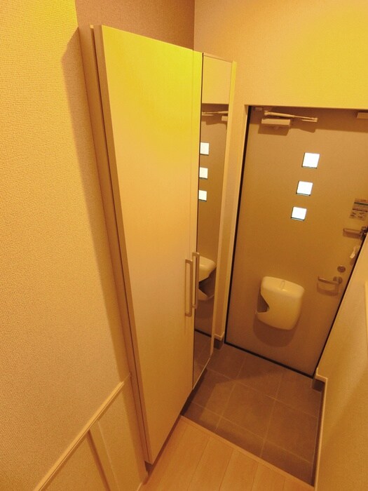物件内観写真18　(靴箱)