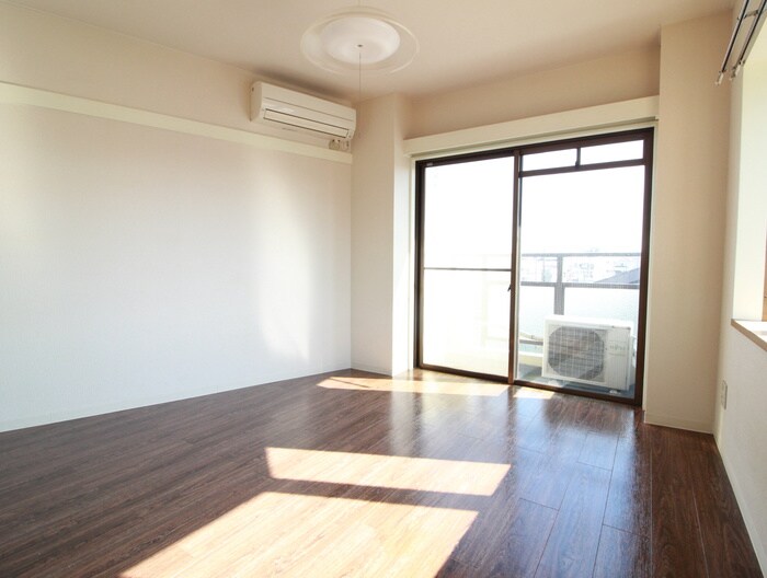 物件内観写真10　(居室)