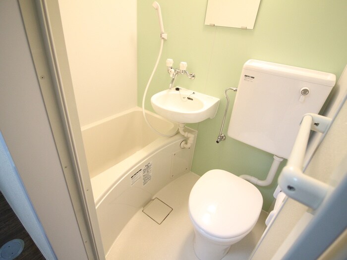 物件内観写真12　(バス／シャワールーム等)