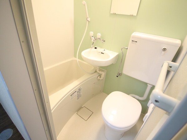 バス／シャワールーム等